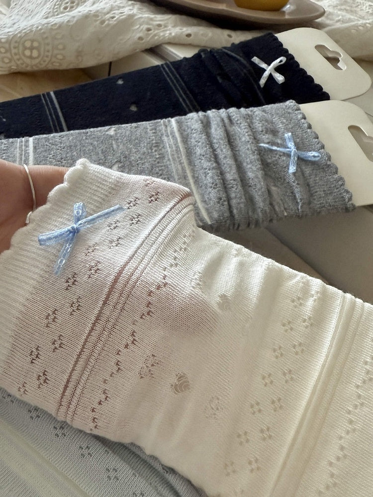 Black/White/Blue/Pink/Yellow/Grey Calf Socks With Bowknot Details