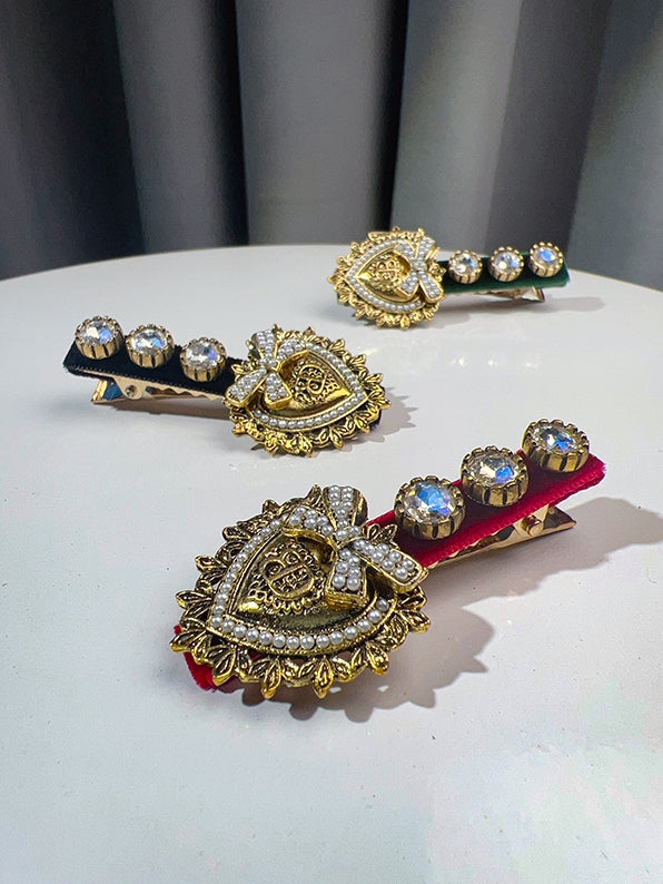 Black/Red/Green Rhinestone Decorated Beaded Heart Hairclip