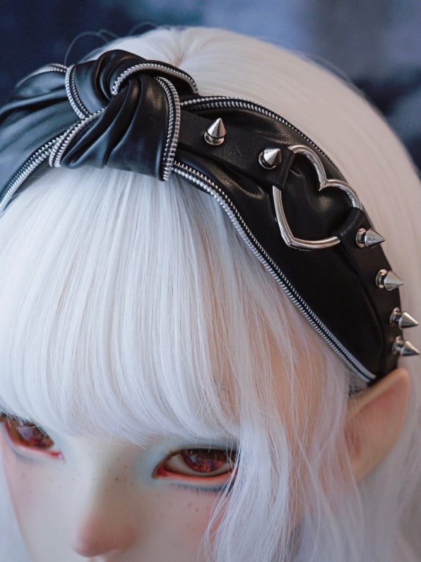 Black Gothic Knot Buckle Decorated Studs Design KC