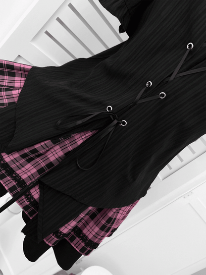 Y2K Chains Embellished Neckline Butterfly Print Black T-shirt with Pink Plaid Skirt Set