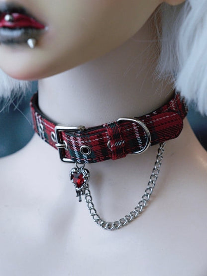 Red&Green Gothic Rhinestone Heart And Chain Pendant Plaid Choker