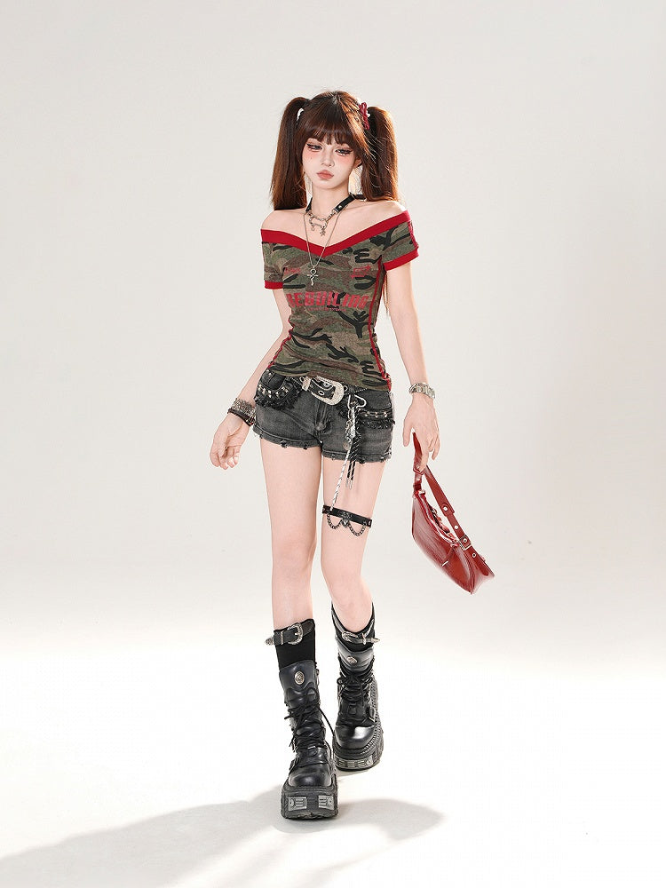 Black Low Rise Stud Details Distressed Denim Shorts with Buckle Belt