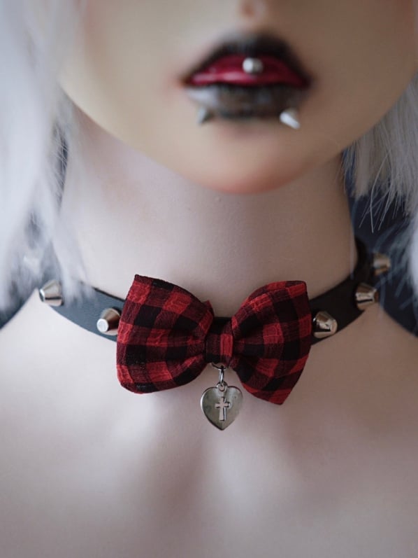 Black And Red Plaid Pattern Bowknot With Heart Pendant Choker