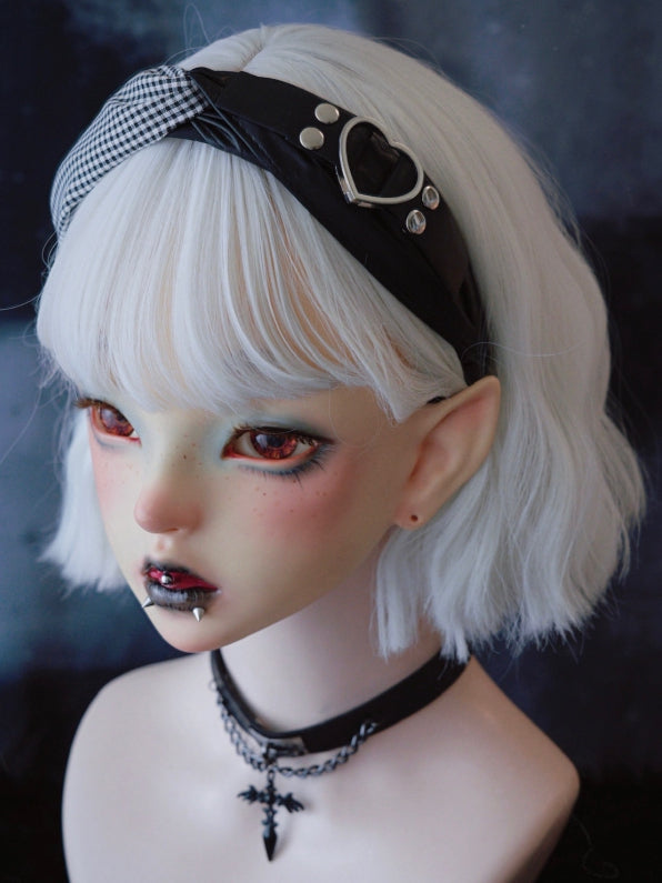 Black Gothic Plaid Pattern With Heart Buckle Decorated KC