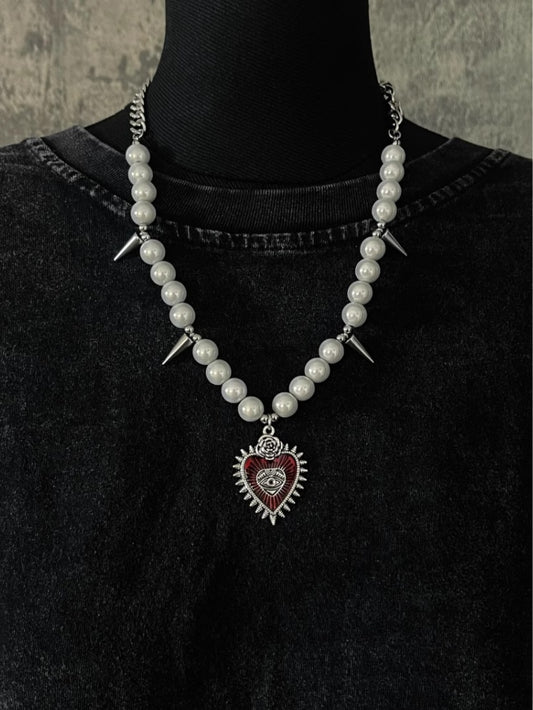 Red Heart-shaped Pendant Studded Beaded Necklace