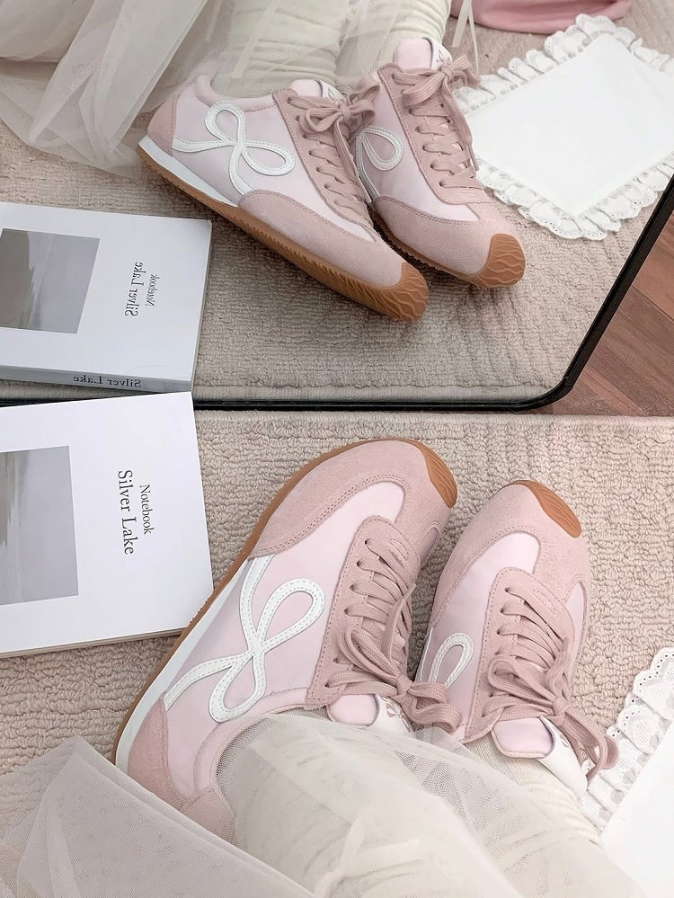 Pink Bowknot Design Front Lace-up Ties Sneakers