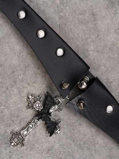 Black&Silver Gothic Bat Decorated Cross Pendant Studs Design Buckle Choker
