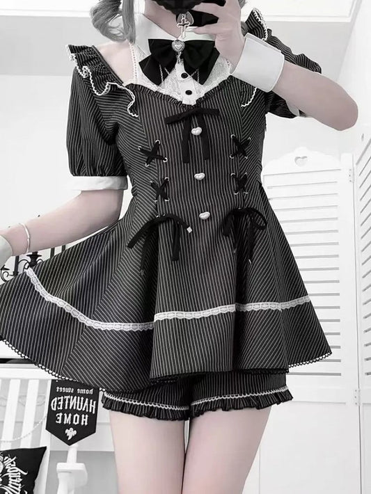 Jirai Kei Black Striped Set : Lace Patches Neckline Lace-up Waist Top + Shorts + Bowtie