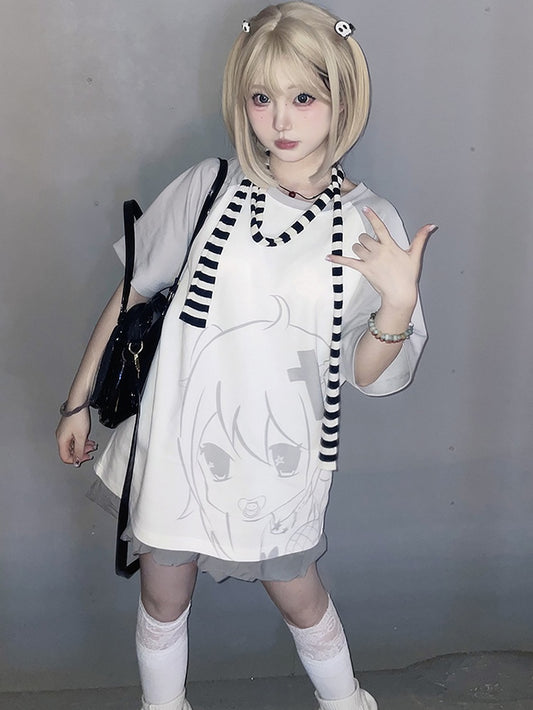 Light Gray Yami Kawaii Graphic T-shirt
