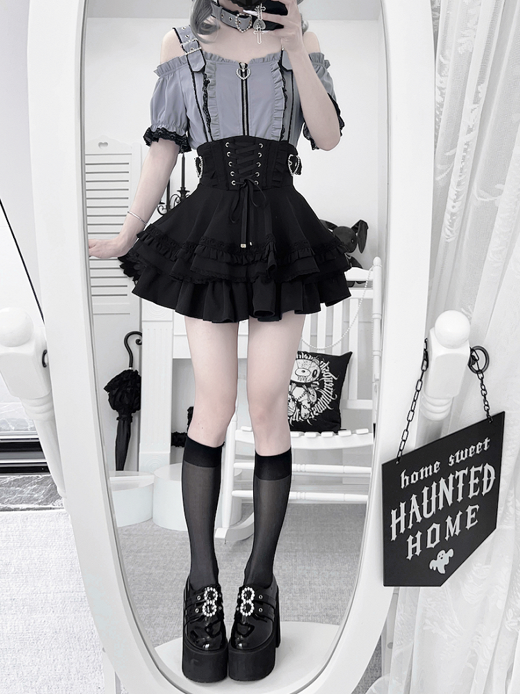 Jirai Kei Heart Buckles Lace-up Front and Back Black Tiered Skirt