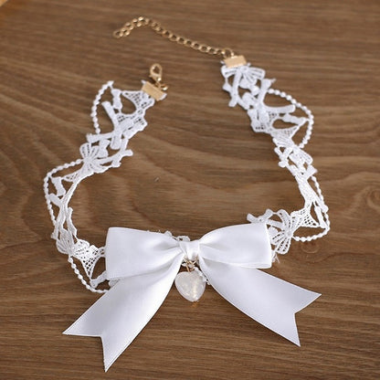 White Heart Pendant Bowknot Choker