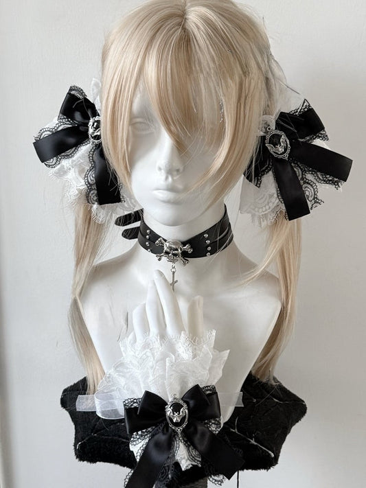 Jirai Kei Black Bowknot Bat Accent White Lace Hairclips