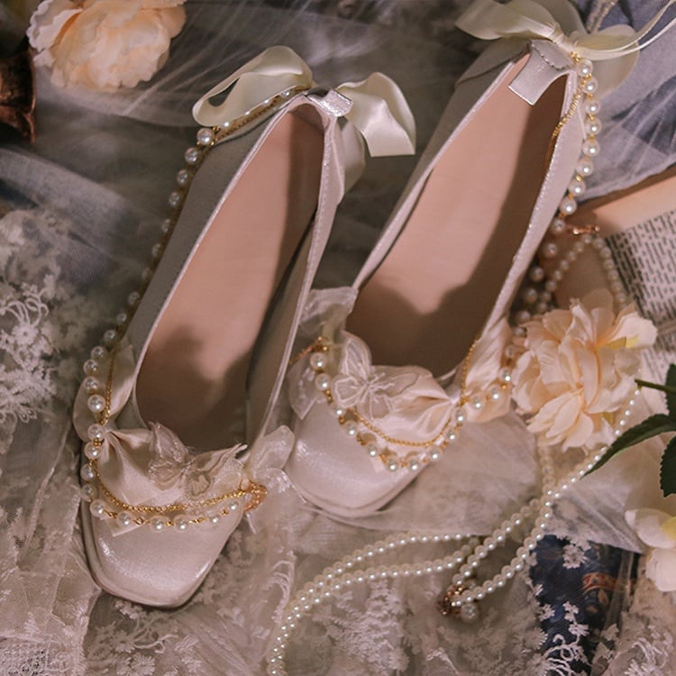 Beige Bowknot and Butterfly Applique Square Toe Hime Lolita Block Heels