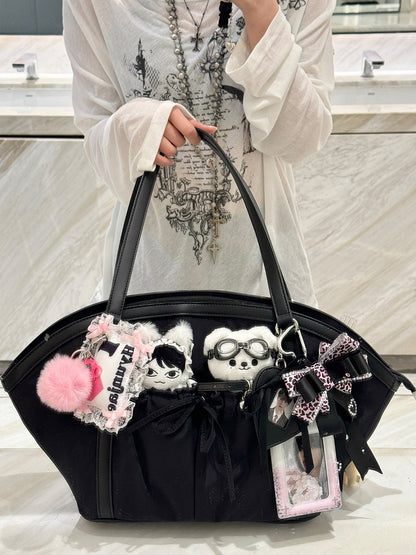 Black Fan-shaped Ita Shoulder Bag