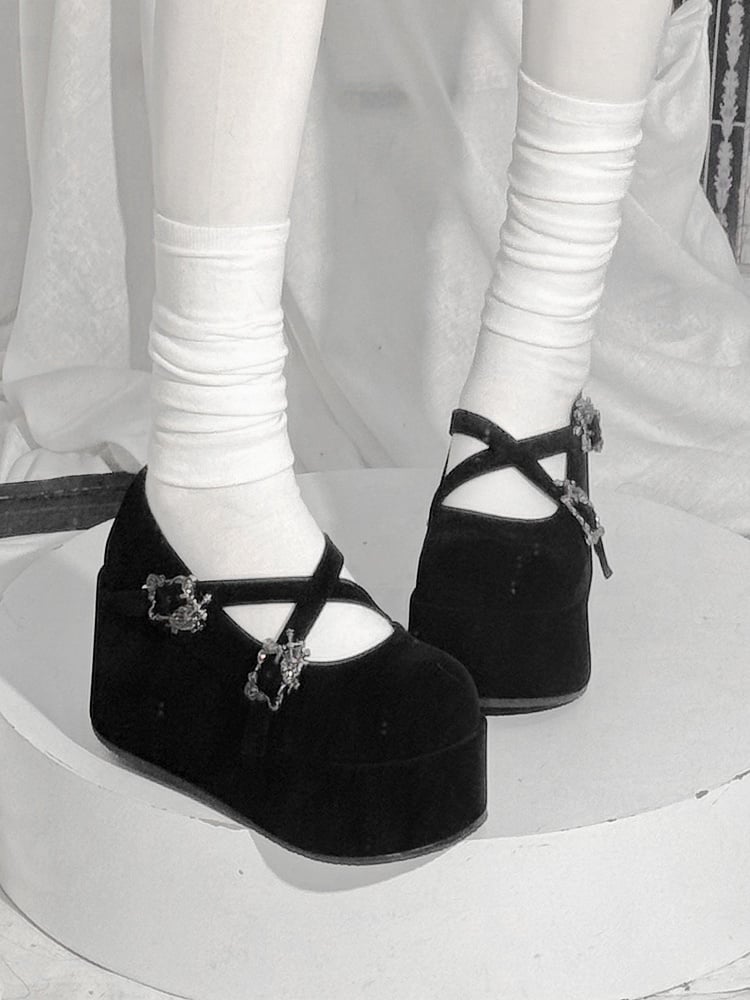 Velvet Black Gothic Crosscriss Design Platform Mary Janes With Detachable Buckles