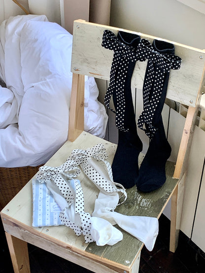 White/Black Polka-dot Pattern Bowknot Design Under-knee Stockings