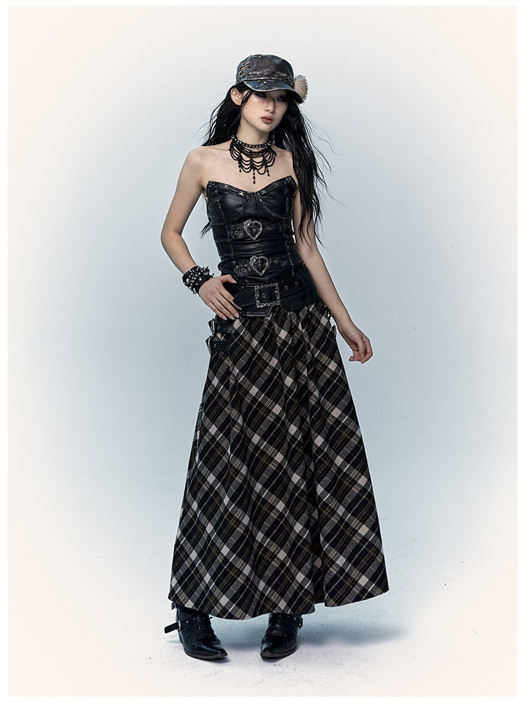 Black PU Bustier Top with Heart-Shaped Buckle Design