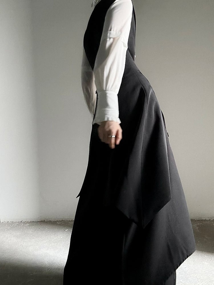 Ouji Lolita Black Tailcoat Vest with Peaked Lapel & Triangular Back Slit