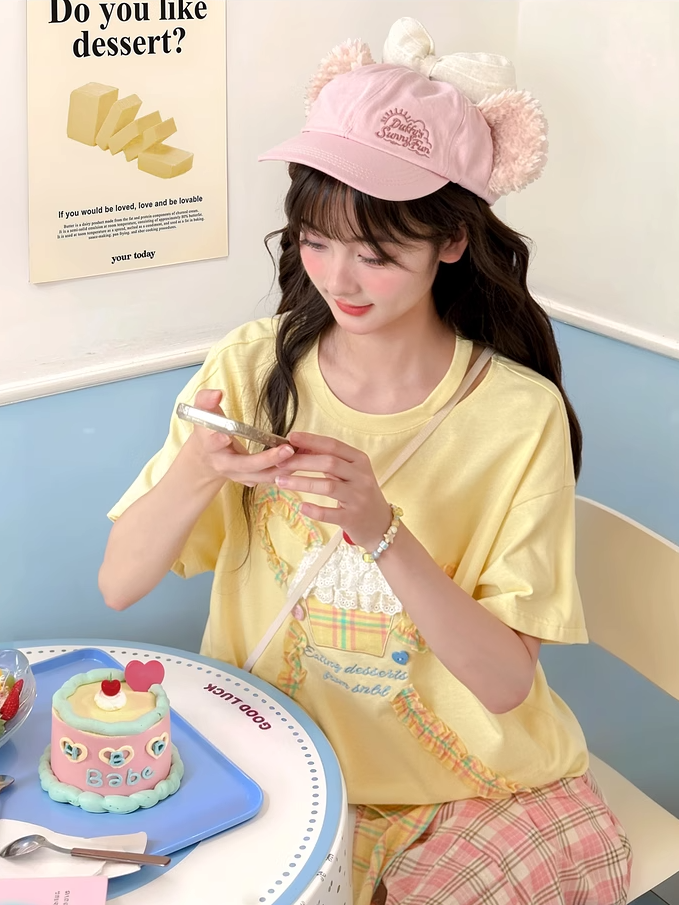 Yellow Ruffled Big Bowknot Tiered Lace Cake Design Cotton T-shirt