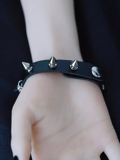 Black Gothic Cross And Chain Charm Studs Decorated Bracelet