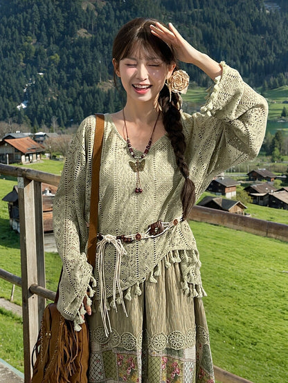 Bohemian Green V-neck Tassels Hem Top with Belt