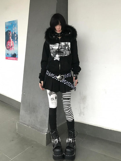 Black Y2K Zip-up Hoodie with Faux Fur Trim and Graphic Print