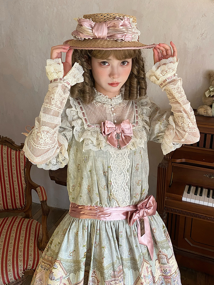 Sweet Lolita Straw Hat with Pink Bow Accent