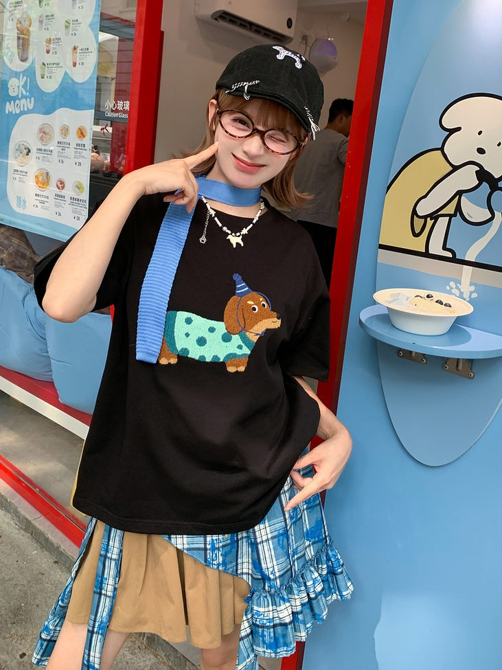 Plush Dachshund Embroidery Black Round Neck Cotton T-shirt