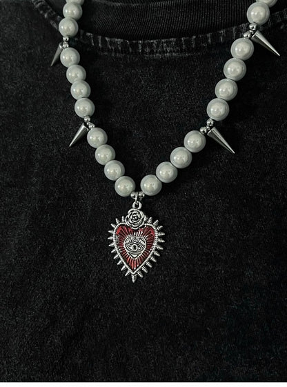 Red Heart-shaped Pendant Studded Beaded Necklace