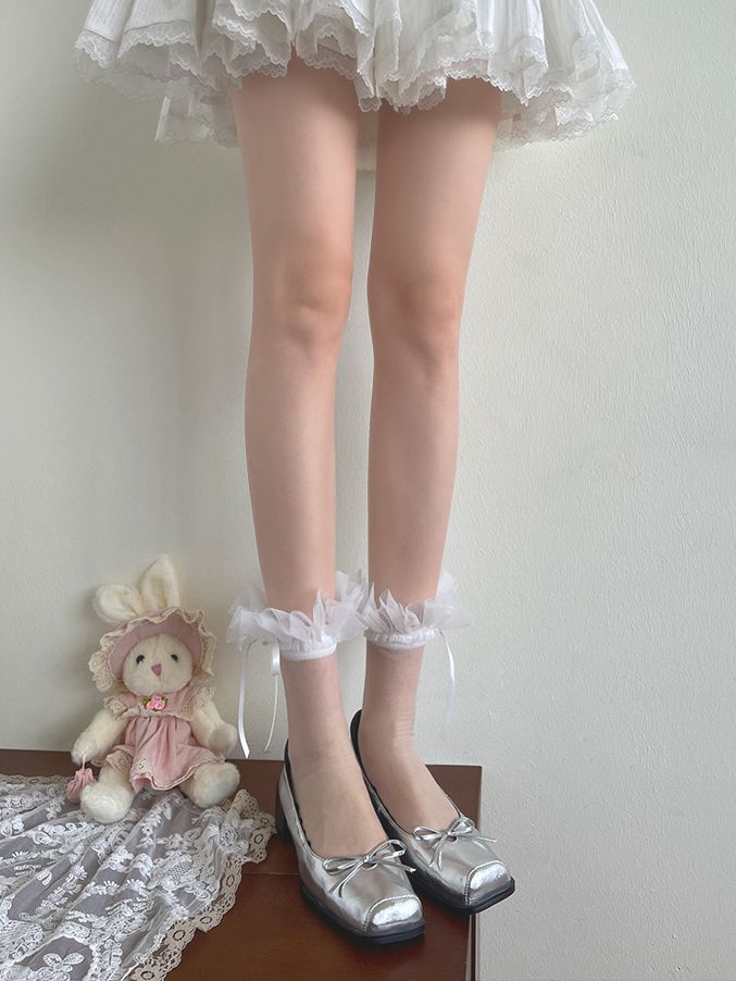 White/Black Lace Ruffled Tulle Calf Socks