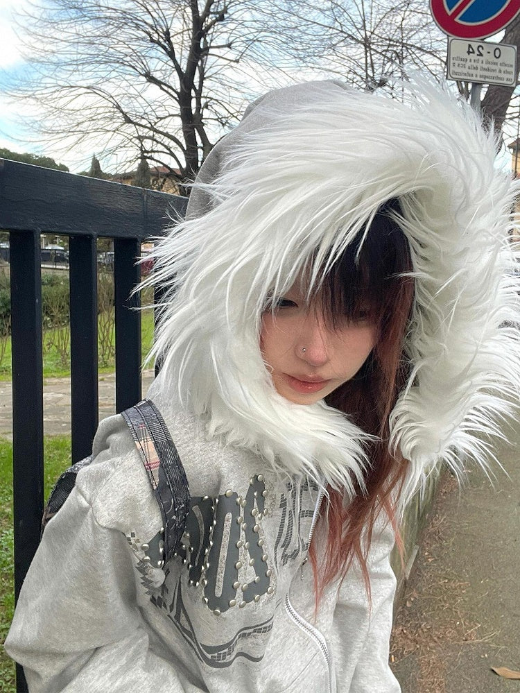 Gray Y2K Zip-Up Hoodie with Faux Fur Trim and Graphic Print