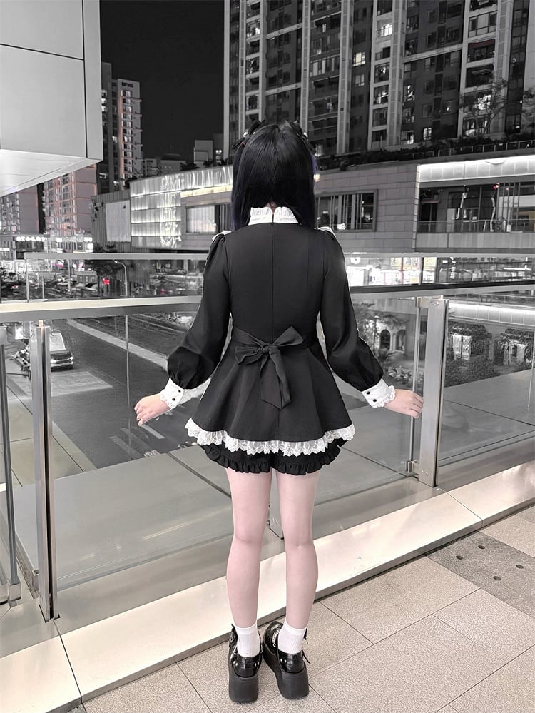 Jirai Kei Black & White Two-Piece Set | Lace Trim Top with Heart Buckles Waist & Matching Shorts