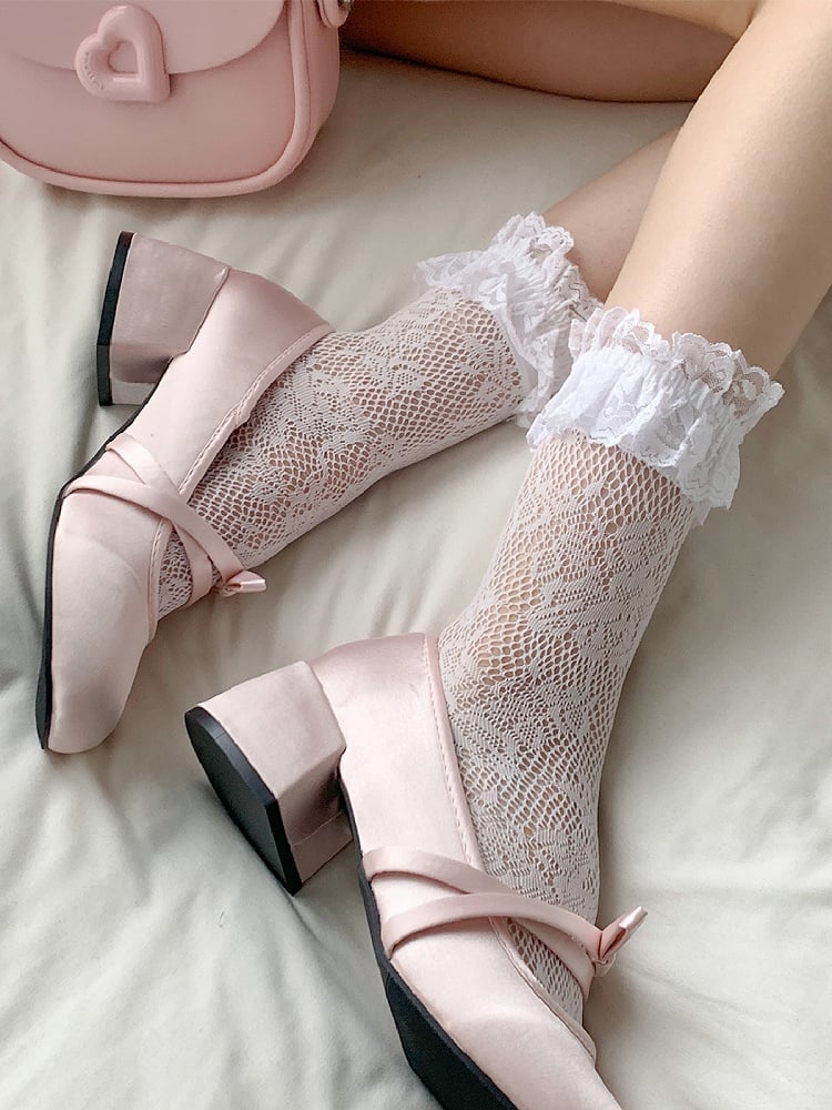 White Hollow-out Design Ruffled Cuff Calf Socks