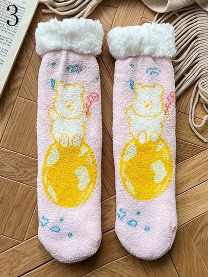 7 Options Cartoon Bear Winter Socks
