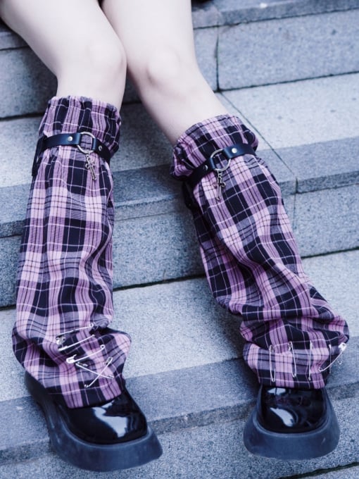 Pins Decorated Black and Pink Plaid Leg Sleeves