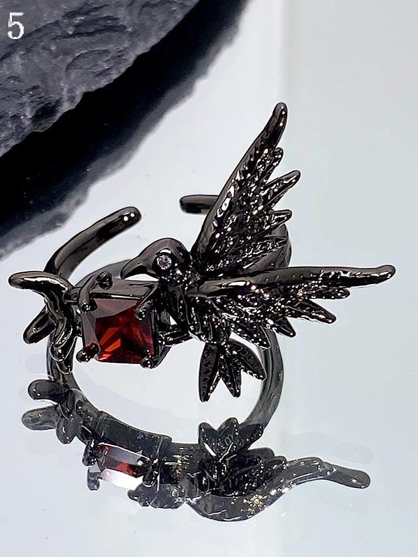 7 Options Raven Design Gothic Ring