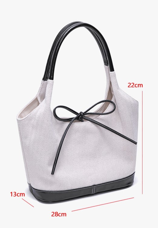 Chic Minimalist Large Capacity White Canvas Tote Bag