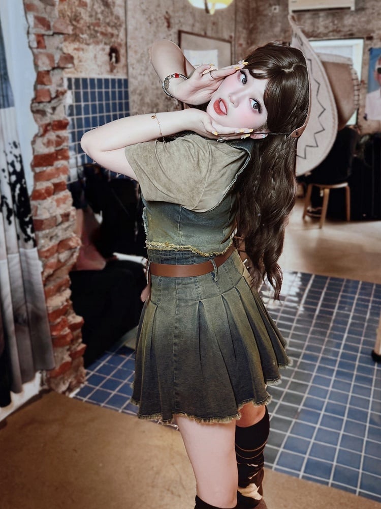 Plus Size Y2K Faded Wash Blue Denim Vest