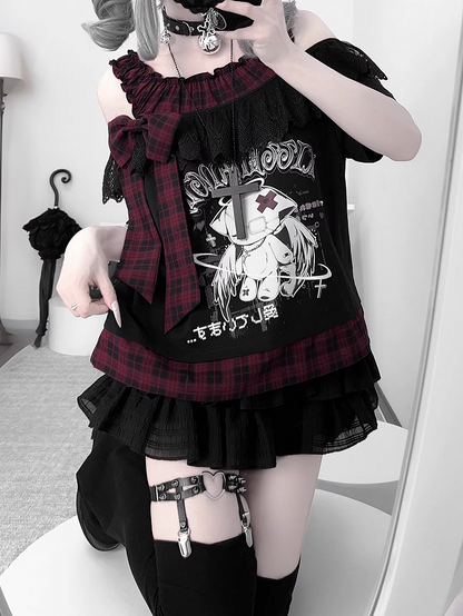 Yami Kawaii Angel Kitten Print Off-the-shoulder Neckline Black and Red Plaid T-Shirt