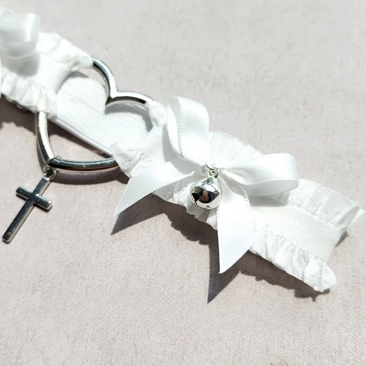 Black/White Punk Cross Charm Bowknot Details Garter
