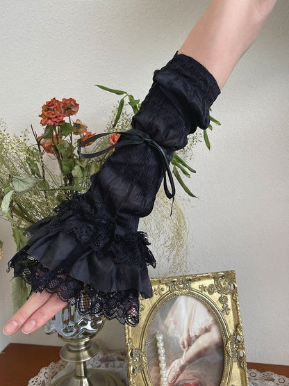 Black/White Bowknot Details Lace-up Gothic Sleeves