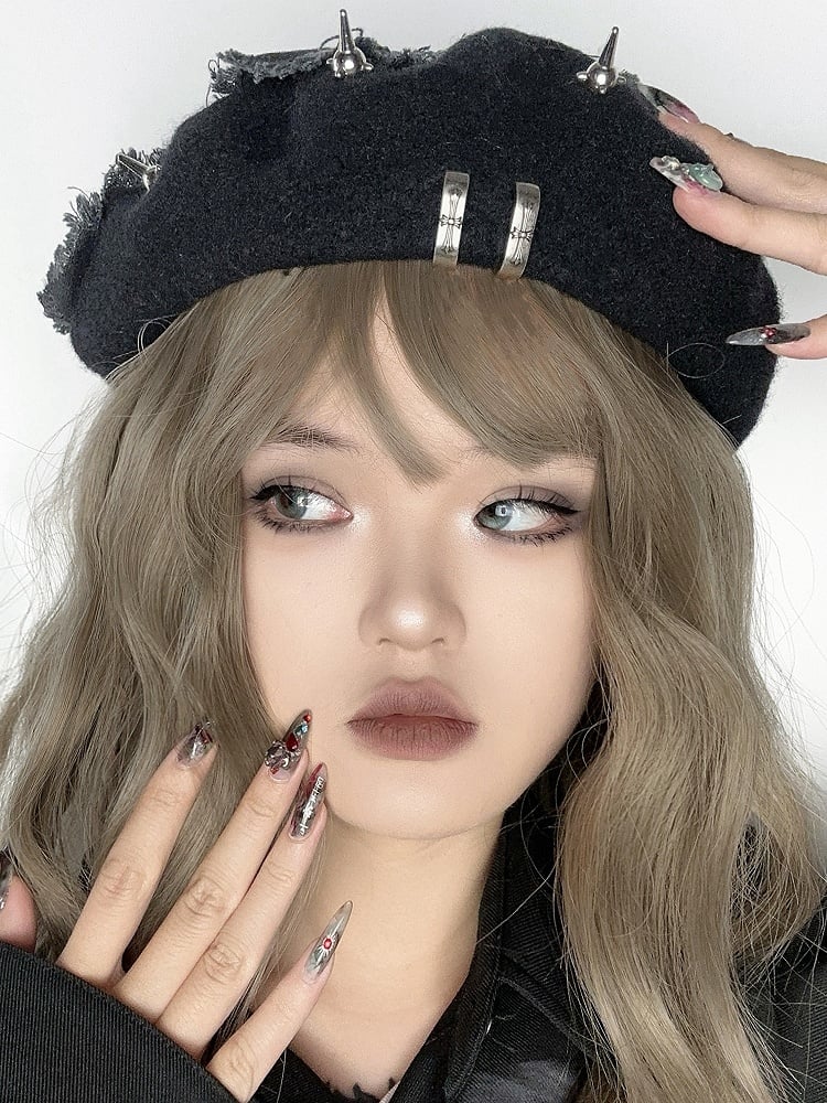 Black Punk Star Applique Stud Details Winter Beret