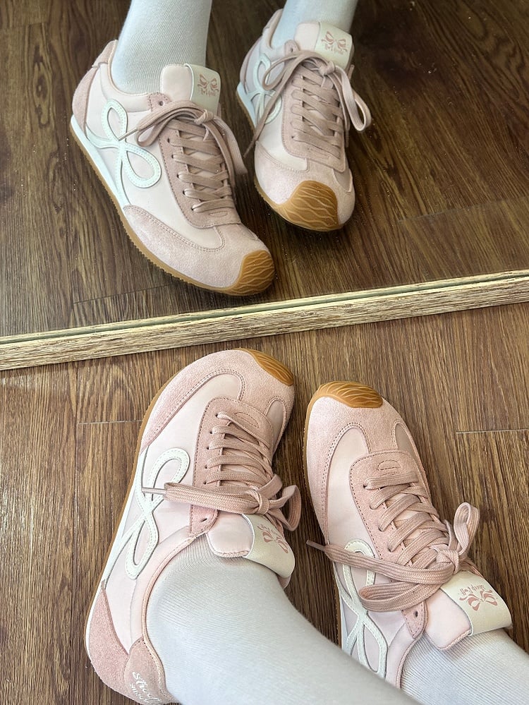 Pink Bowknot Design Front Lace-up Ties Sneakers