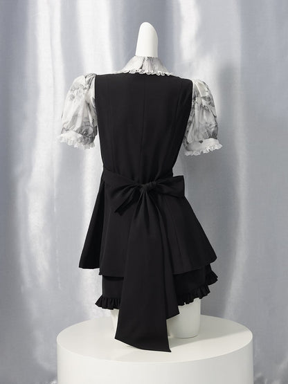 Jirai Kei Three Pieces Set Short Puff Sleeves Top Black Shorts and Grey Floral Print Cape