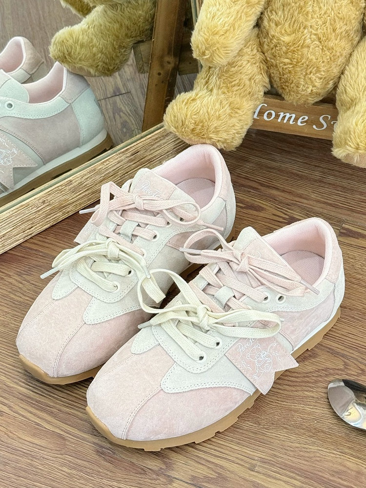 Pink Letter And Bear Decorated Front Lace-up Ties Sneakers