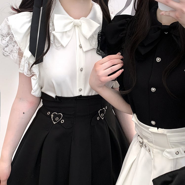 Clearance-Free Size for Bust 104CM Black Lace Trim Jirai Kei Flutter Sleeves Blouse with Back Wings