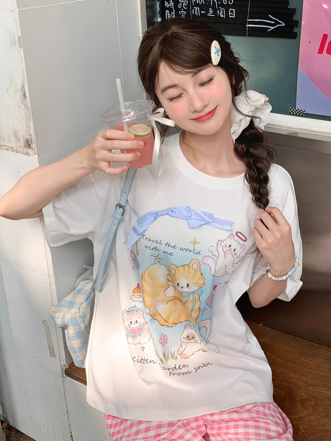 Adorable Cat Print White Round Neck T-shirt Long/Short Version