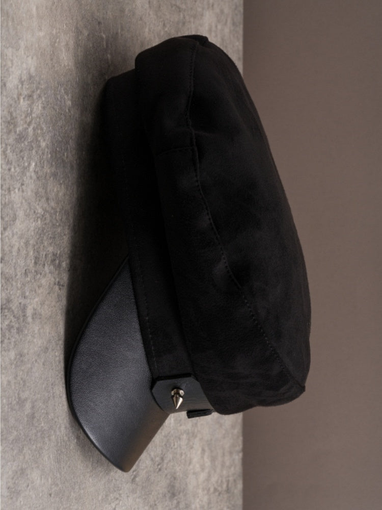 Black Gothic Heart Ring Studs Details Beret Hat