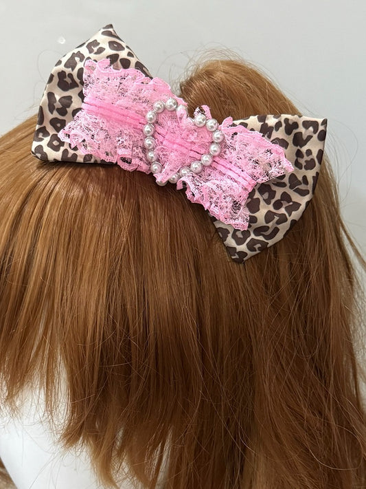 Pink/Black Beaded Heart Decorated Leopard Pattern Bowknot Hairclip