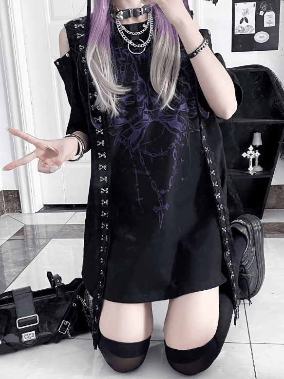 Black&Purple Emo Punk Cutout Shoulder Design T-shirt